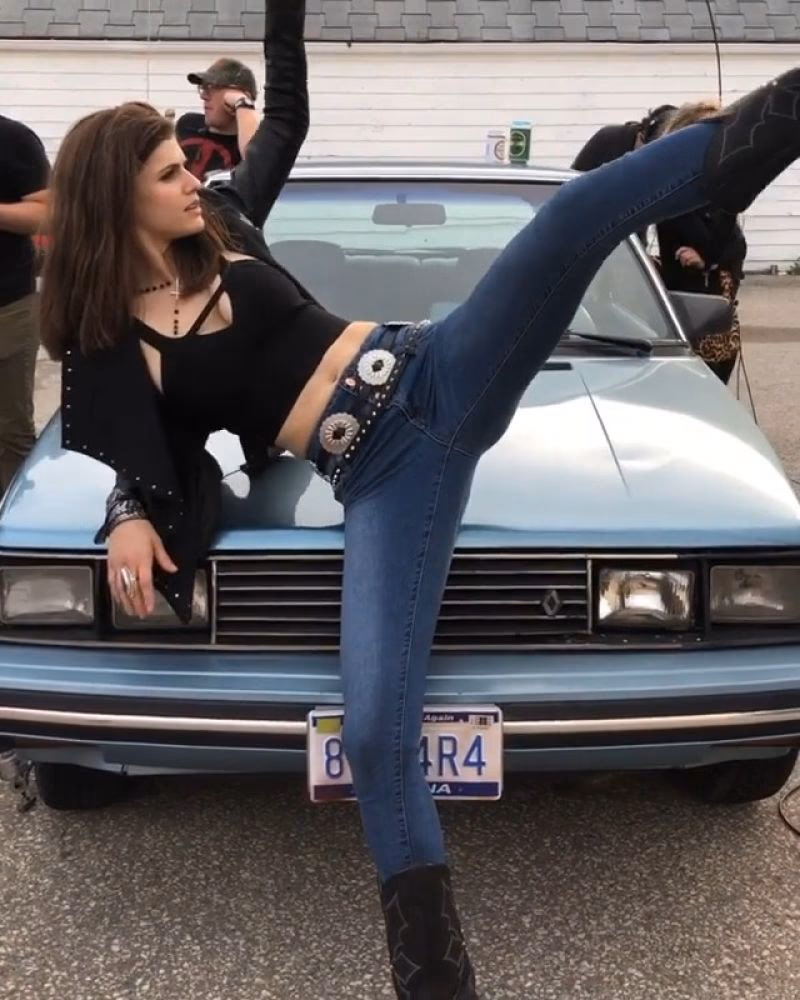 Alexandra Daddario HD Images/Photo Gallery Download #12652456