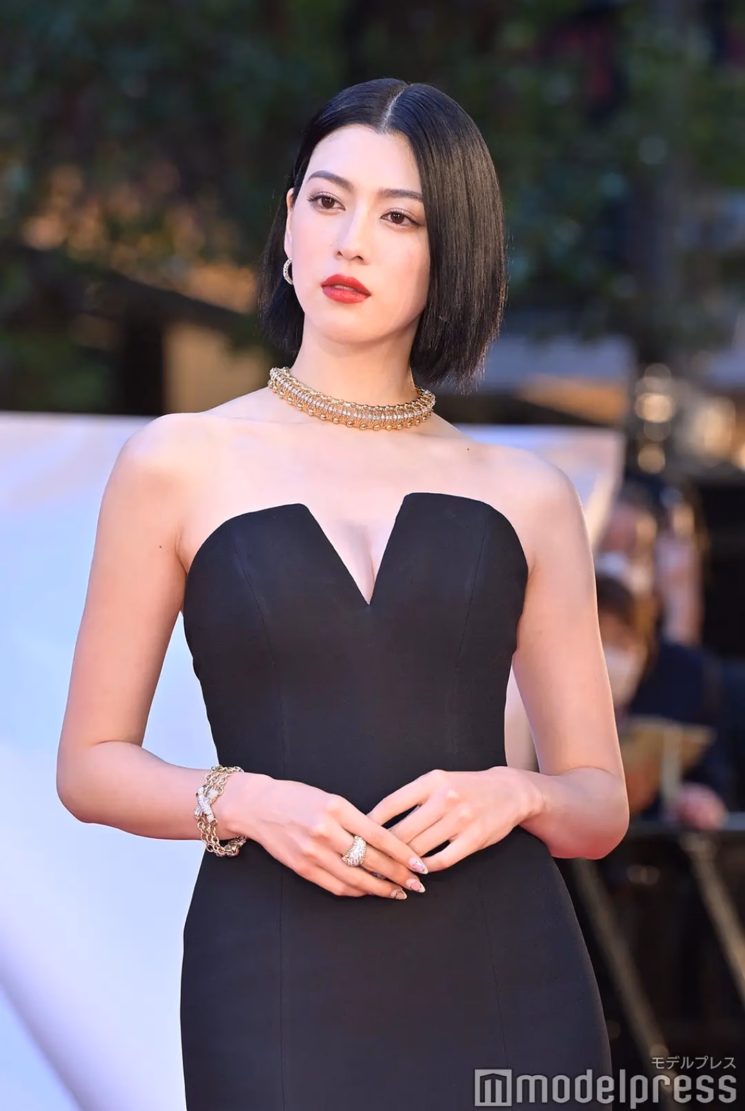 三吉彩花 高清写真/照片下载 #9569342