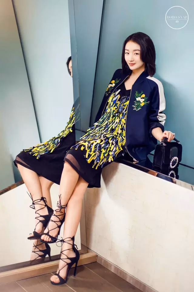Dongyu Zhou HD画像/フォトギャラリーダウンロード #1910237