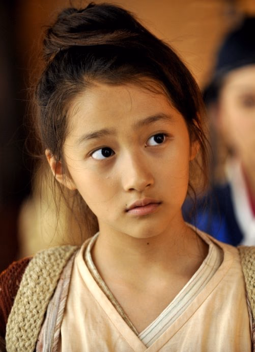 Xiaotong Guan HD Images/Photo Gallery Download #817425