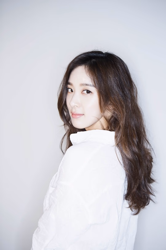 Cheong-a Lee HD Images/Photo Gallery Download #6970441