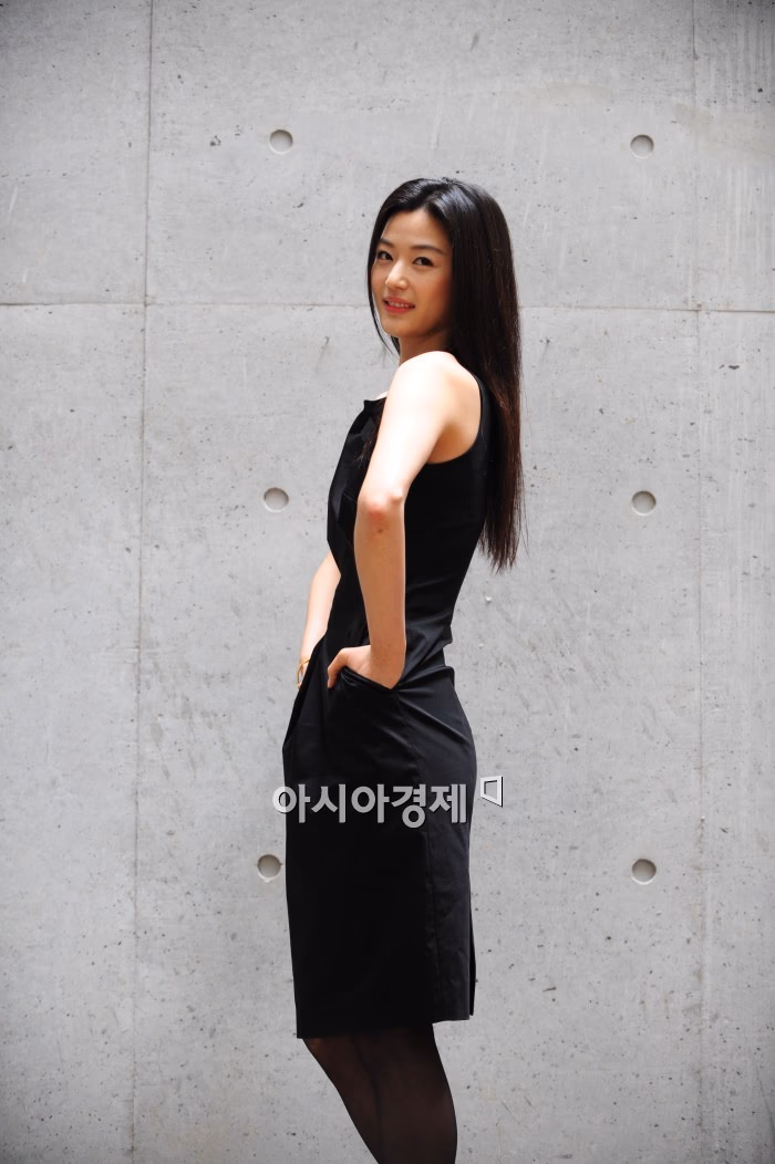 전지현 HD 이미지/사진 갤러리 다운로드 #1569041