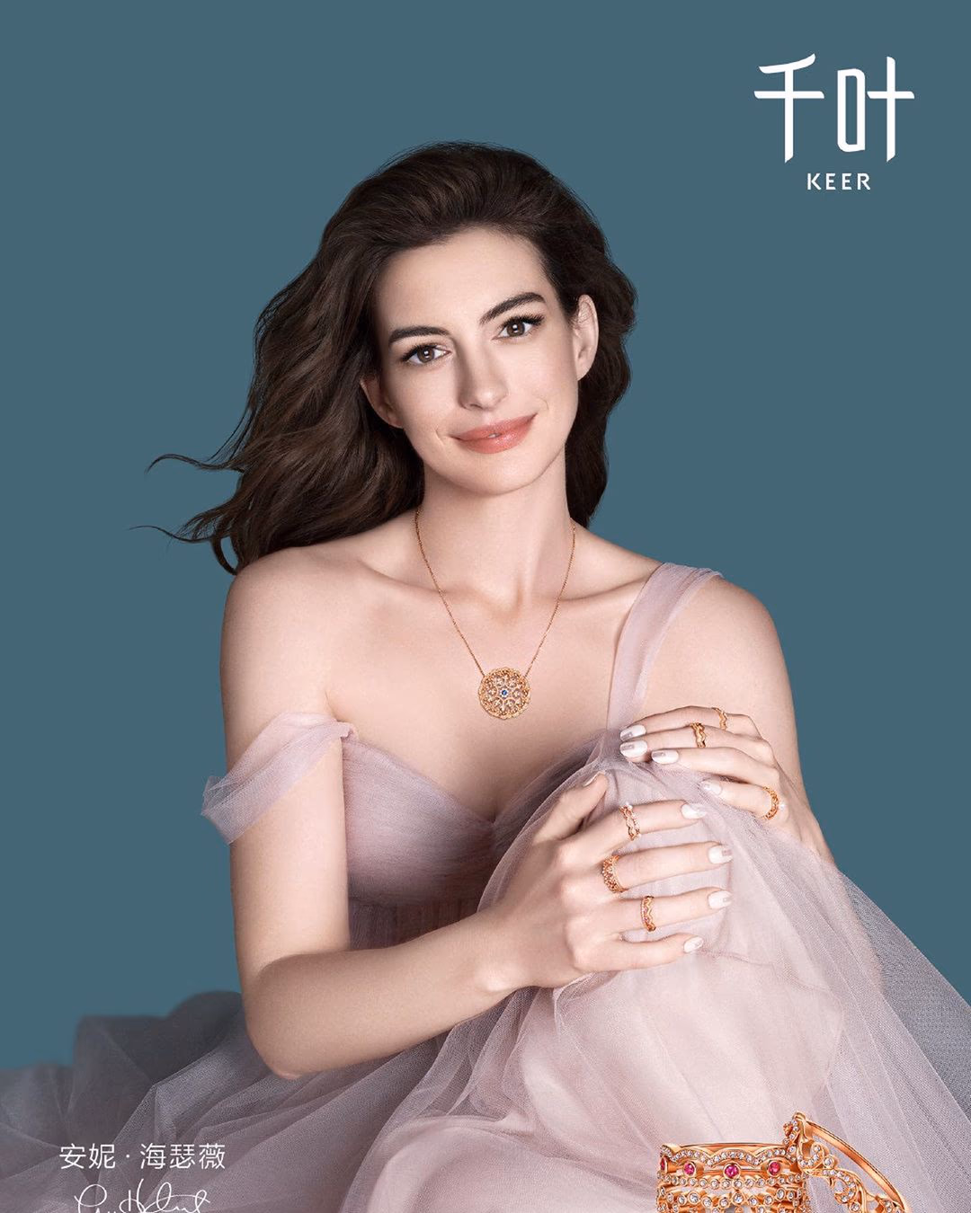 Anne Hathaway HD 이미지/사진 갤러리 다운로드 #12715582