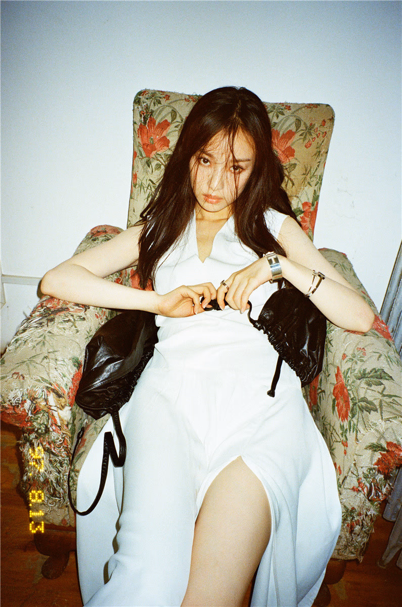 니니 HD 이미지/사진 갤러리 다운로드 #3490204