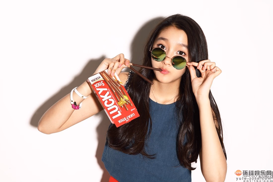 Xiaotong Guan HD Images/Photo Gallery Download #7041245