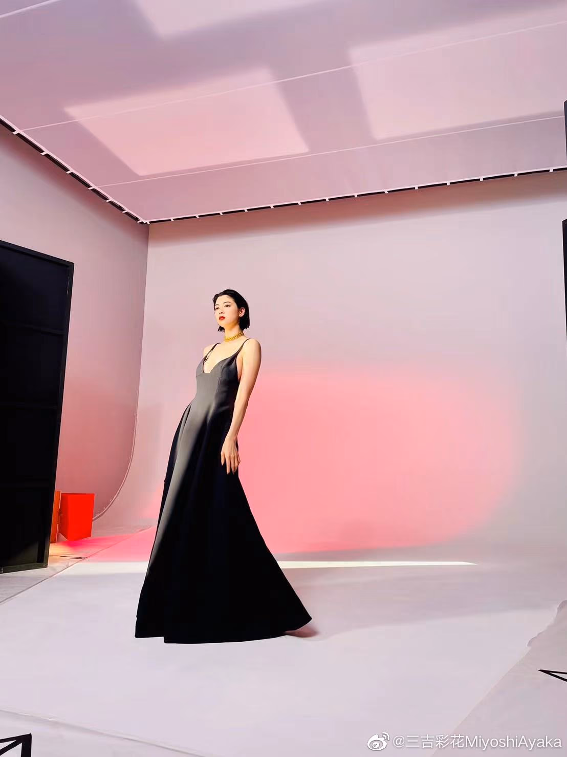 三吉彩花 高清写真/照片下载 #6655137