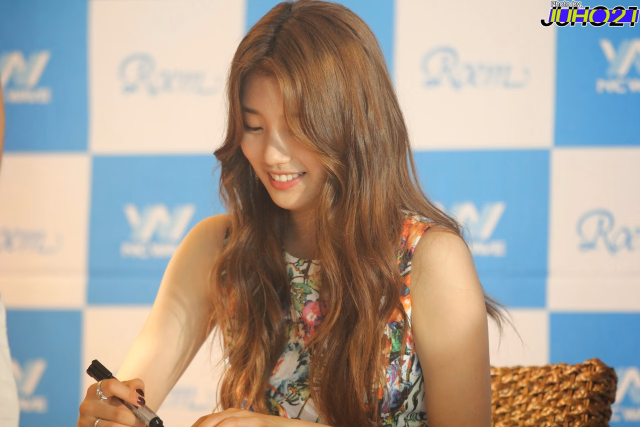 Bae Suzy HD Images/Photo Gallery Download #2041709