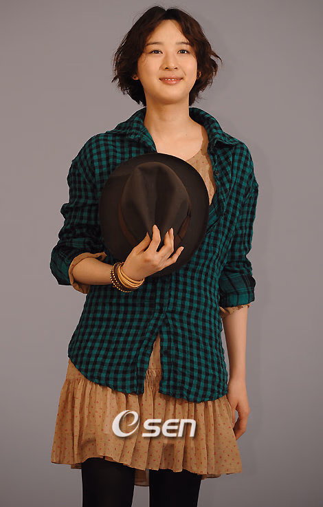 Cheong-a Lee HD Images/Photo Gallery Download #6930437