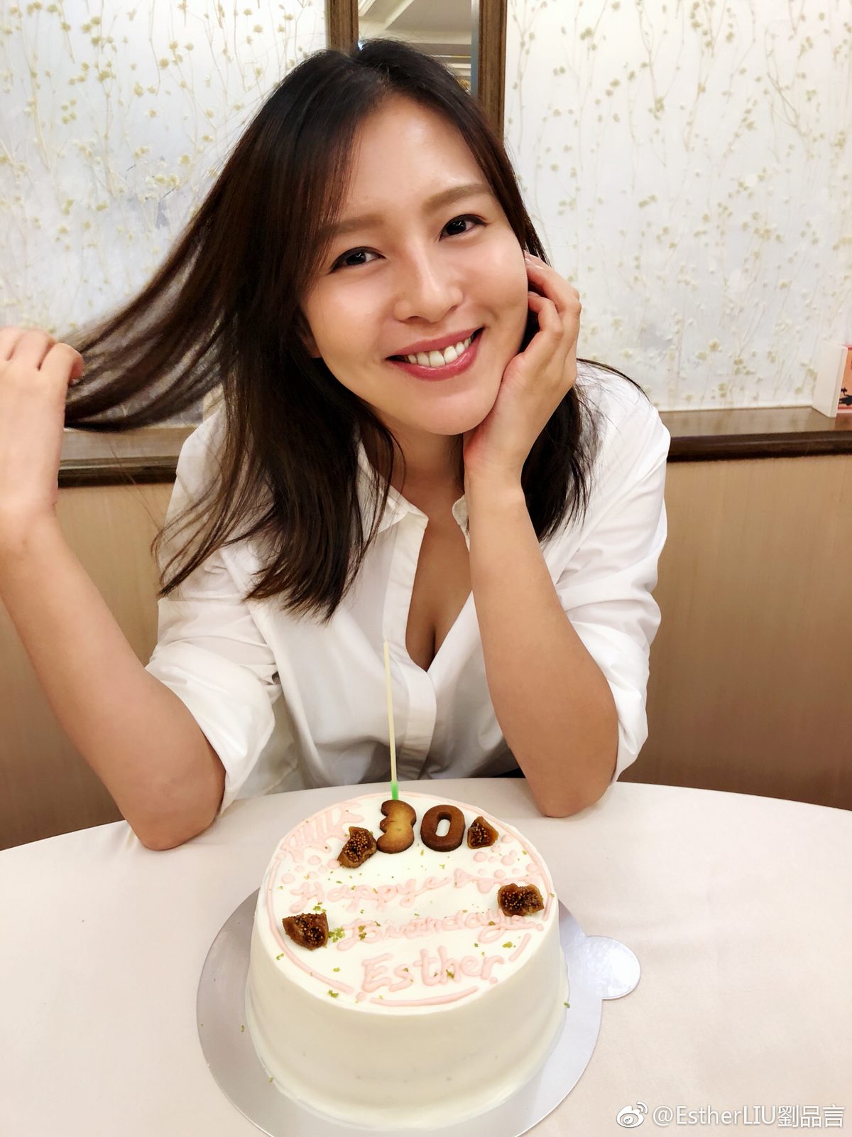 Esther Liu HD Images/Photo Gallery Download #6991844