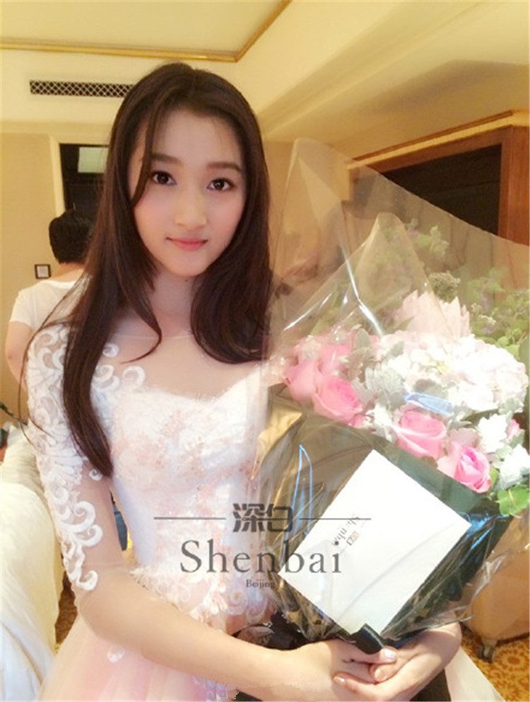 Xiaotong Guan HD Images/Photo Gallery Download #7041304