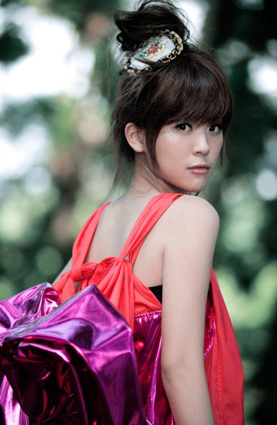 Genie Chuo HD Images/Photo Gallery Download #2046818