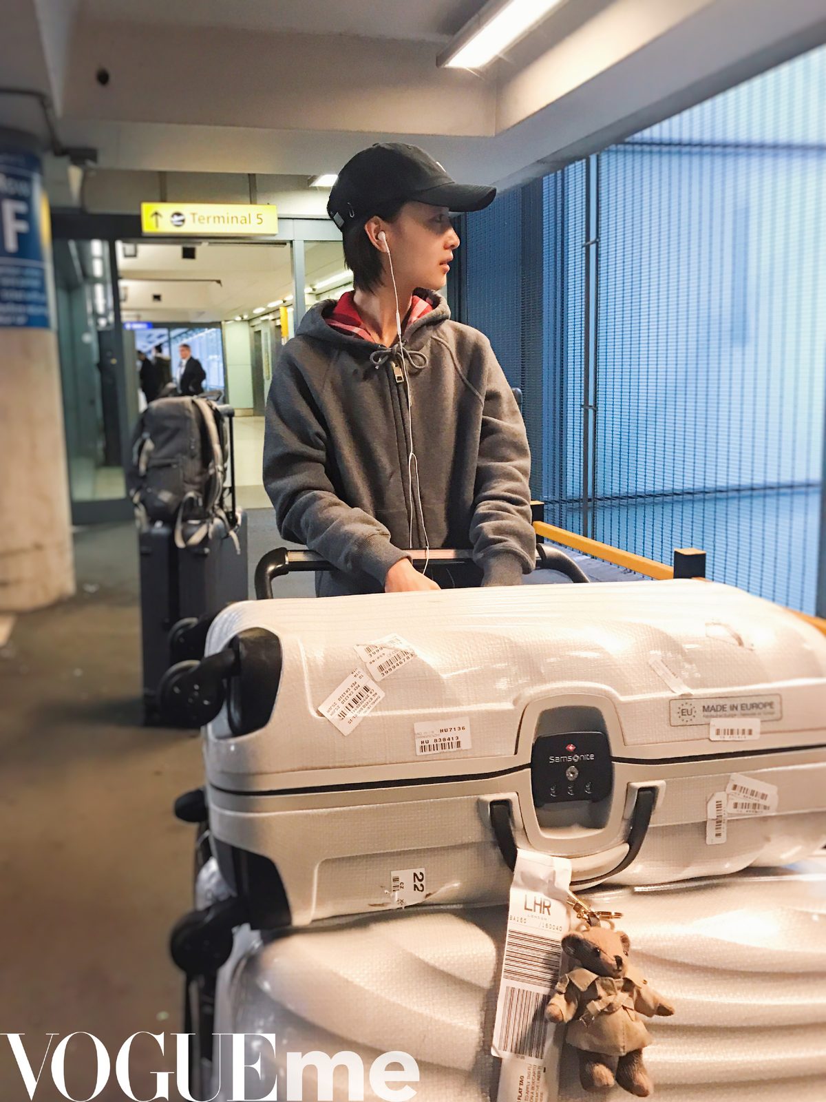 Dongyu Zhou HD Images/Photo Gallery Download #1909329