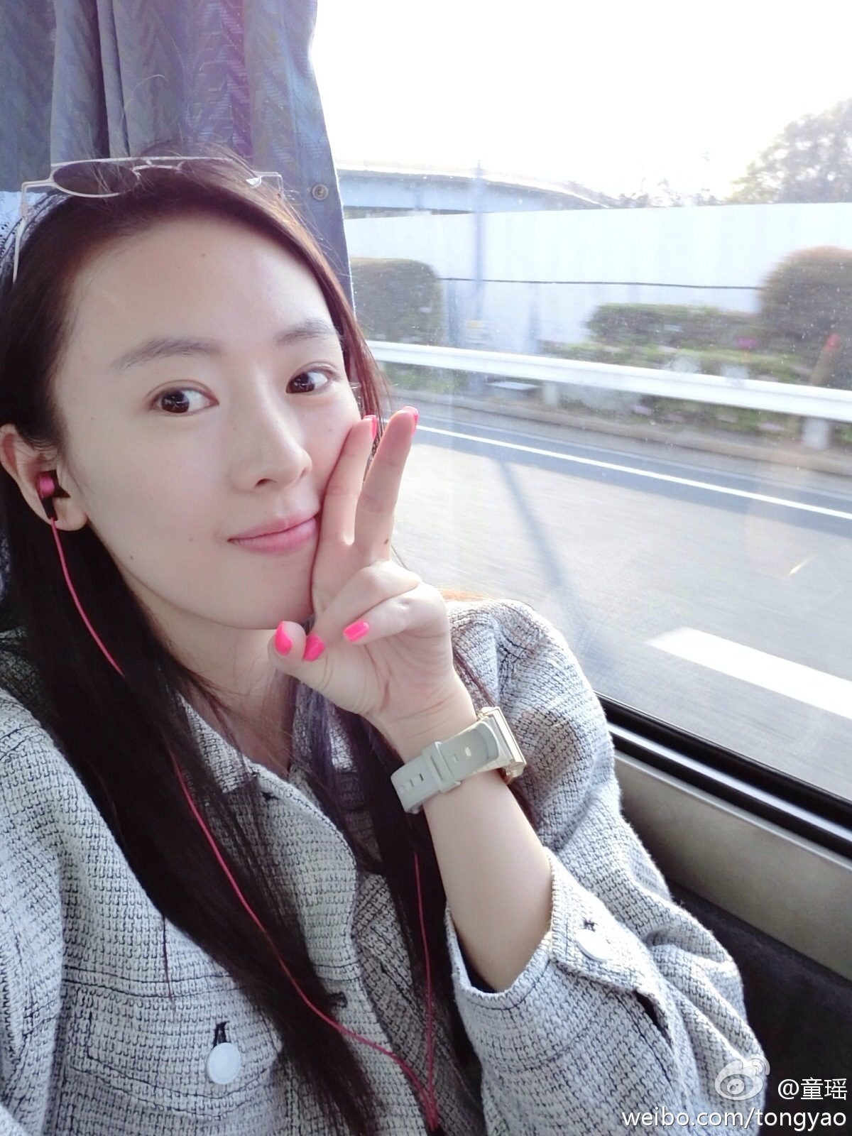 Yao Tong HD Images/Photo Gallery Download #6681375