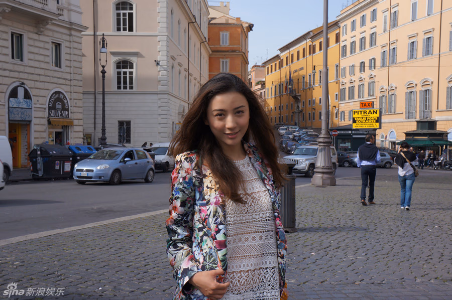 周庭伊 高清写真/照片下载 #3432820