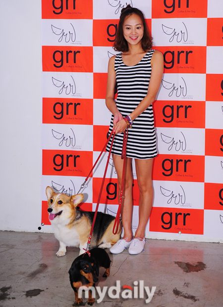Seung-ah Yun HD Images/Photo Gallery Download #6979619