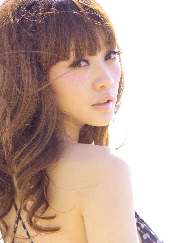 Yan Liu HD Images/Photo Gallery Download #1977478