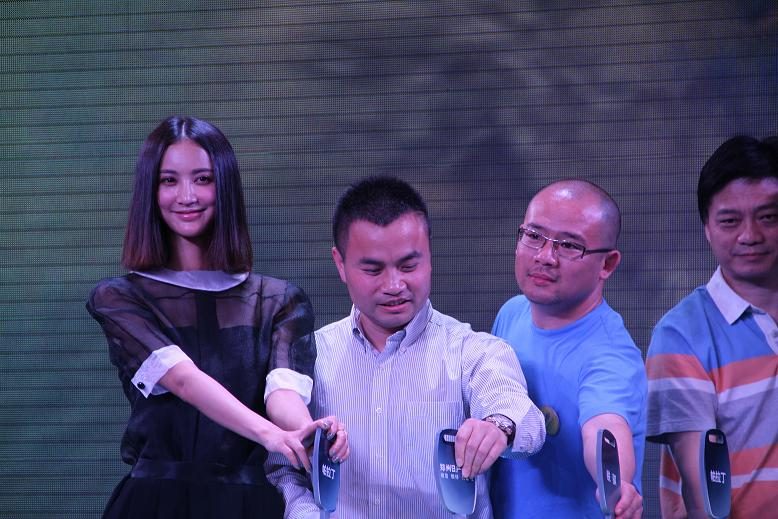 Xinyi Zhang HD Images/Photo Gallery Download #6965232