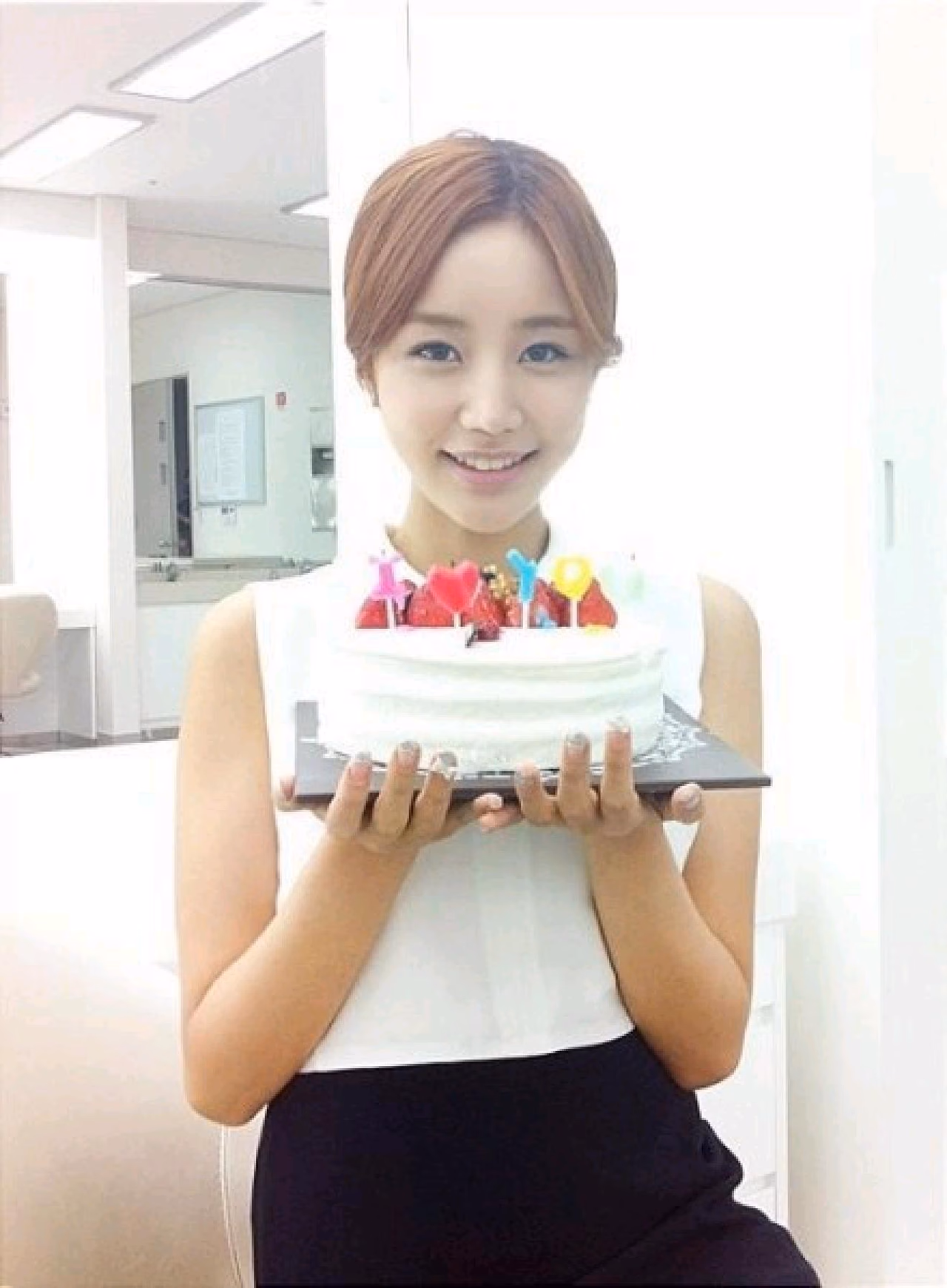 尹真伊 高清写真/照片下载 #3355927