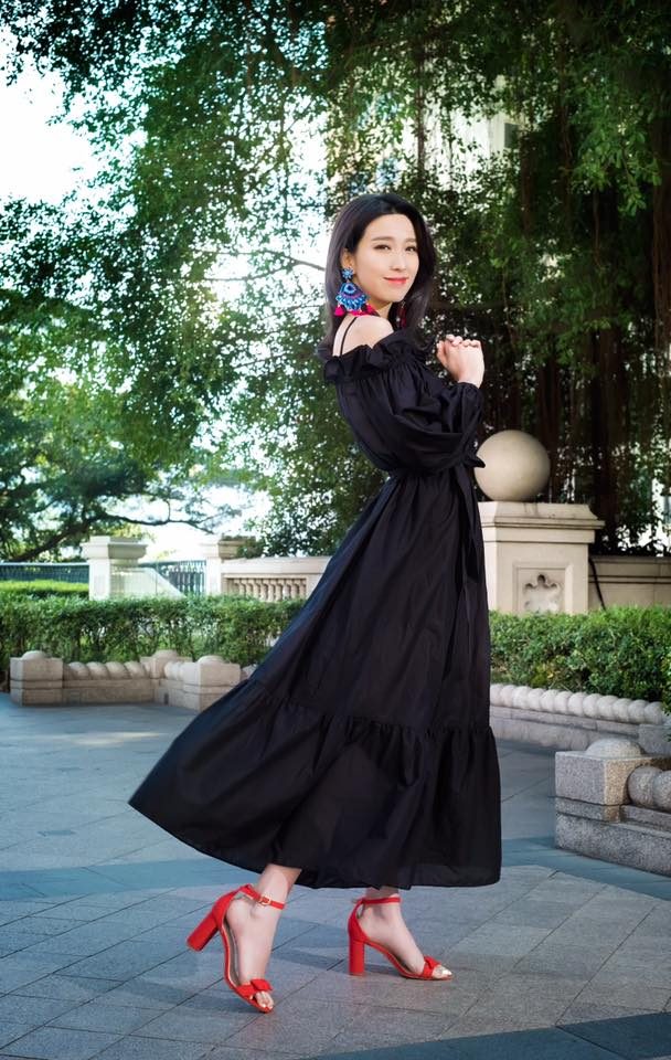 Elaine Yiu HD Images/Photo Gallery Download #1366666
