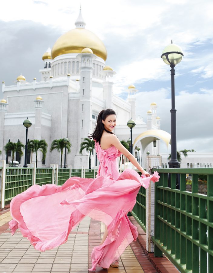 Xinyi Zhang HD Images/Photo Gallery Download #7023200