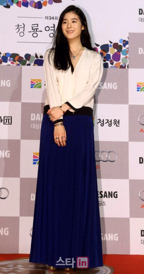 정은채 HD 이미지/사진 갤러리 다운로드 #3436593