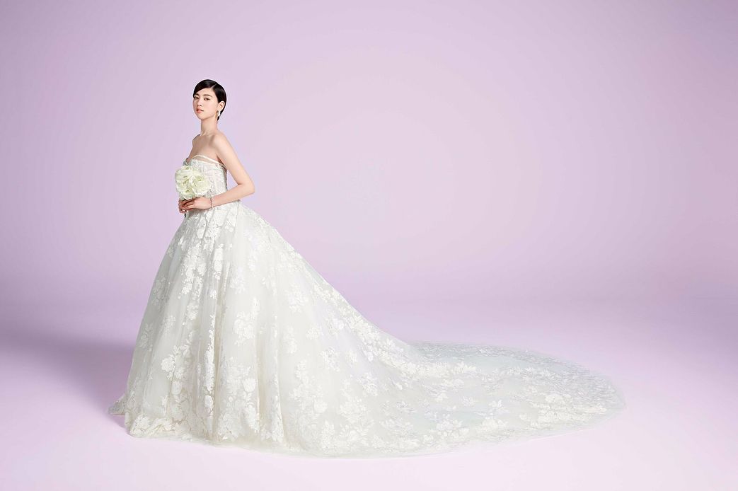 三吉彩花 高清写真/照片下载 #7489002