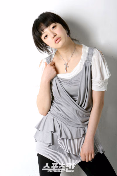 黄宝罗 高清写真/照片下载 #3434991