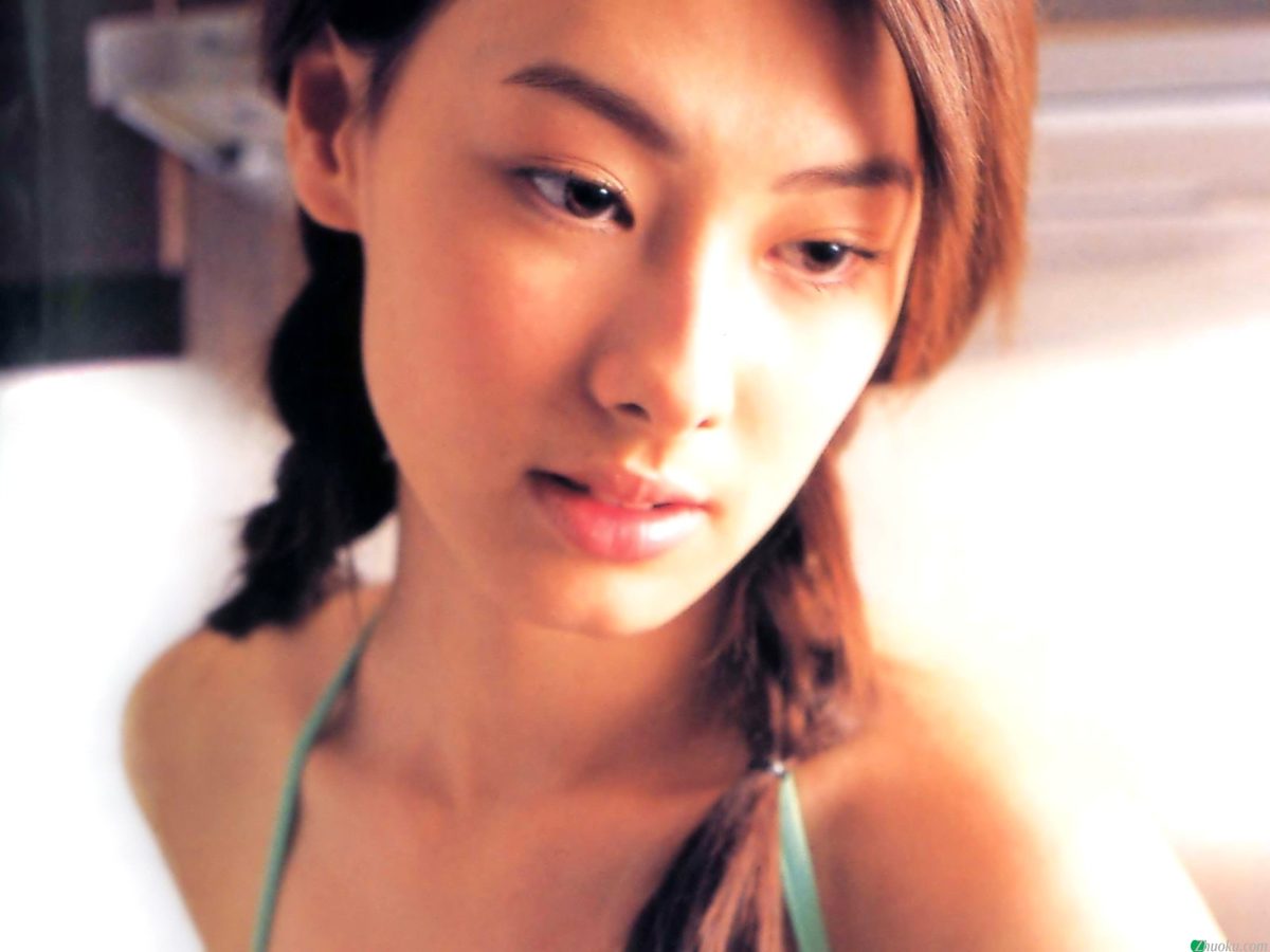 Isabella Leong HD Images/Photo Gallery Download #1600242