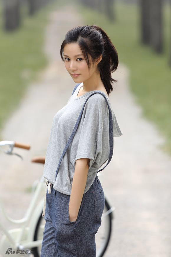 邬靖靖 高清写真/照片下载 #3404772